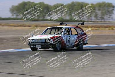 media/Oct-01-2022-24 Hours of Lemons (Sat) [[0fb1f7cfb1]]/10am (Front Straight)/